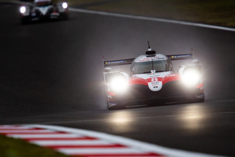 6 hrs of China; Toyota 1-2, first WEC podium for Jnson Button
